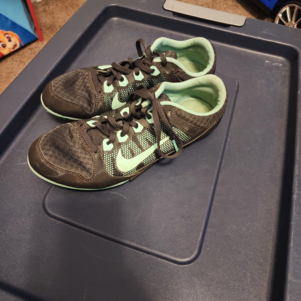 Nike Track Spikes Black and Green